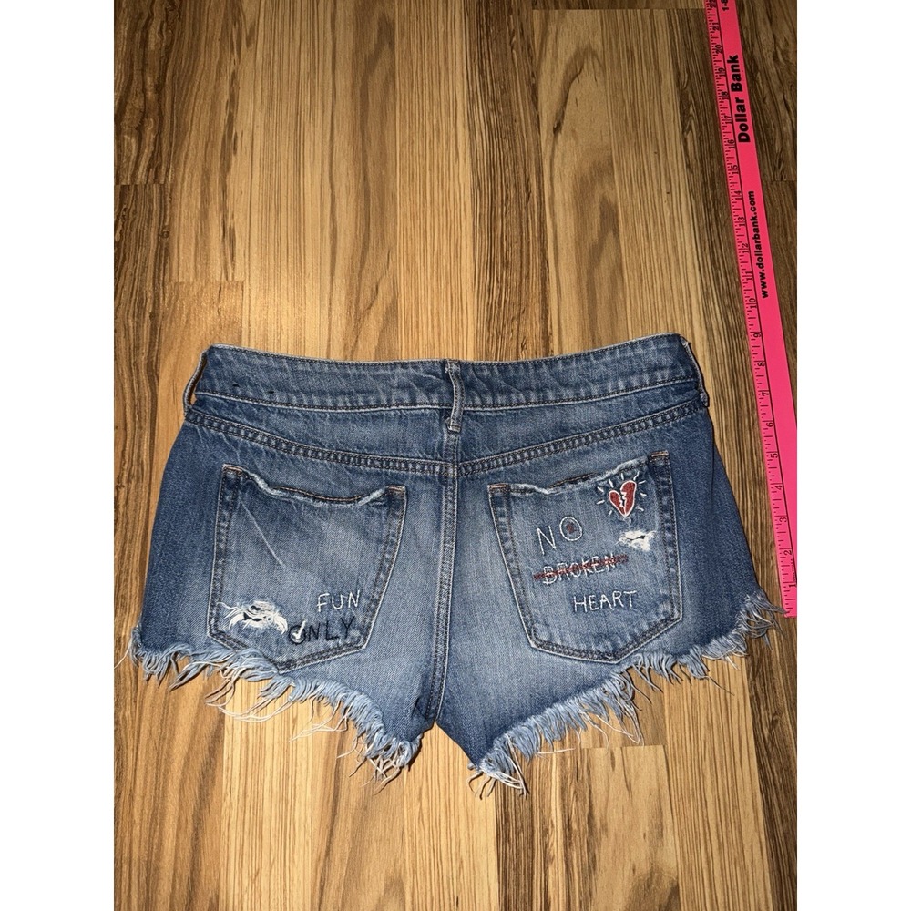 Express Jean Shorts Womens Sz 4 Blue Distressed Denim Stretch Cut Off Short